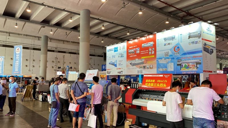 商场内铺门头招牌与独立门头：有何区别？**