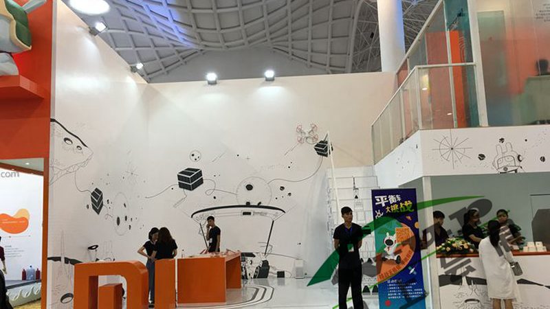 选择施工公司时，首先要了解其资质。可以通过以下途径进行了解：